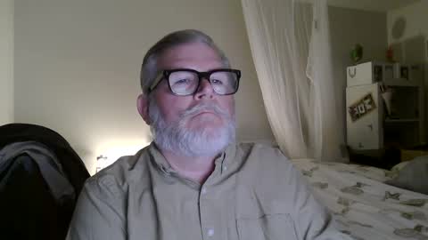 Snapshot of milesnash chatting on September 23, 2025, 4:48 am Miles Nash online show from September 23, 2025, 4:48 am