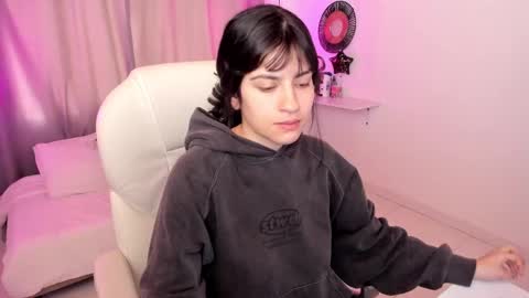  IEY EY  online show from September 15, 2025, 11:21 am