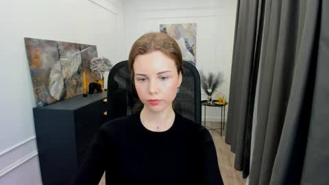 mileygloss online show from April 19, 2026, 11:31 am