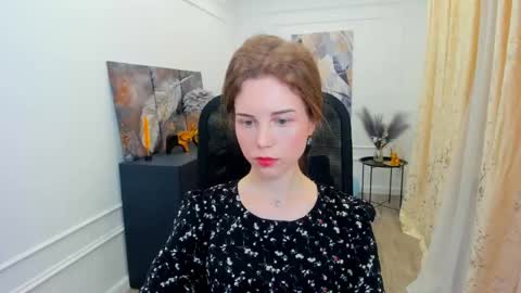 mileygloss online show from May 27, 2026, 11:18 am