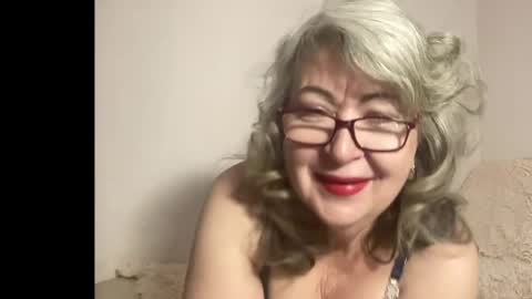Snapshot of milf_charlotty chatting on May 15, 2026, 1:45 am Charlotte online show from May 15, 2026, 1:45 am