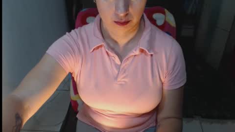 Valeria online show from December 16, 2025, 5:18 pm