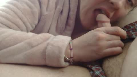 Snapshot of milfanddilf696969 chatting on February 19, 2025, 2:44 am milfanddilf696969 online show from February 19, 2025, 2:44 am