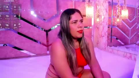 Snapshot of milfaurora_ chatting on May 29, 2026, 8:40 pm Aurora online show from May 29, 2026, 8:40 pm