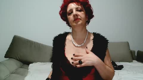 Milfsupreme online show from February 3, 2025, 8:57 pm