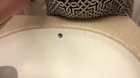 Mia online show from October 20, 2025, 2:34 am