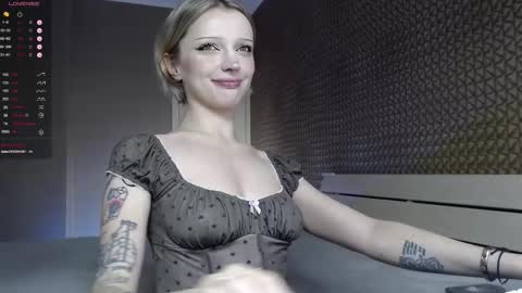 Mila 3 aka Deepthroat World Champion online show from September 11, 2025, 1:11 pm