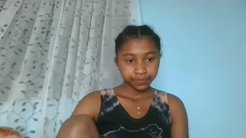 Snapshot of milinasy chatting on June 15, 2026, 1:24 pm milinasy online show from June 15, 2026, 1:24 pm