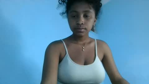 Snapshot of milinasy chatting on July 2, 2026, 9:37 am milinasy online show from July 2, 2026, 9:37 am
