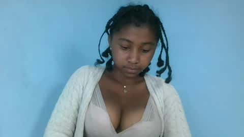 Snapshot of milinasy chatting on July 14, 2026, 10:26 pm milinasy online show from July 14, 2026, 10:26 pm
