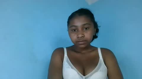 Snapshot of milinasy chatting on July 23, 2026, 6:06 pm milinasy online show from July 23, 2026, 6:06 pm