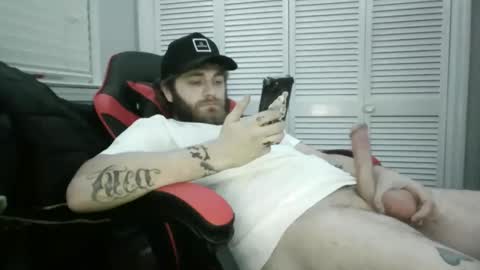 Snapshot of milk_tank1 chatting on December 20, 2025, 2:18 am milk_tank1 online show from December 20, 2025, 2:18 am