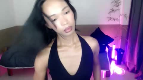 milka_madness online show from May 13, 2026, 10:34 am