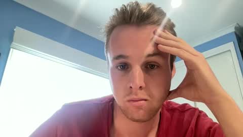 Snapshot of milkplease1234567 chatting on December 4, 2025, 2:21 am Milkplease online show from December 4, 2025, 2:21 am