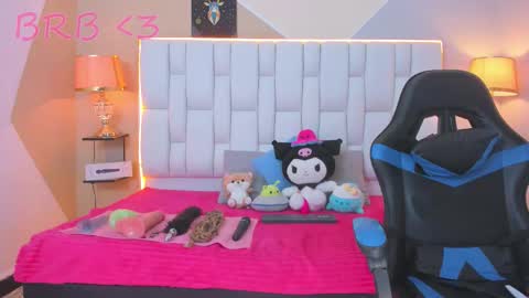 Michelle  online show from September 10, 2025, 12:16 pm