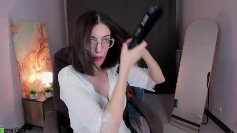 Snapshot of milky_jenny chatting on July 26, 2026, 12:34 pm Eva online show from July 26, 2026, 12:34 pm
