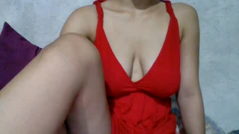 Snapshot of milky_lovely chatting on August 6, 2026, 3:19 am milky_lovely online show from August 6, 2026, 3:19 am