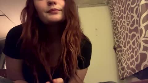 Milkymama online show from December 31, 2024, 12:11 am