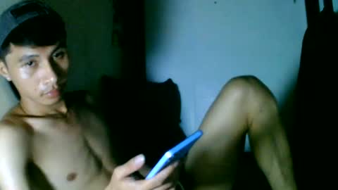 milkyboy26 online show from July 22, 2026, 7:05 pm