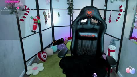 Snapshot of milkycute chatting on January 10, 2025, 12:49 am milky cute online show from January 10, 2025, 12:49 am