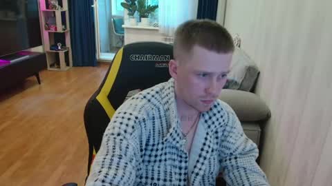 Snapshot of milkyfap chatting on May 27, 2026, 5:21 pm Mark and Elsa online show from May 27, 2026, 5:21 pm