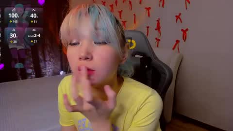 Snapshot of milla_waves chatting on April 16, 2026, 1:01 pm Milla or just Mi online show from April 16, 2026, 1:01 pm