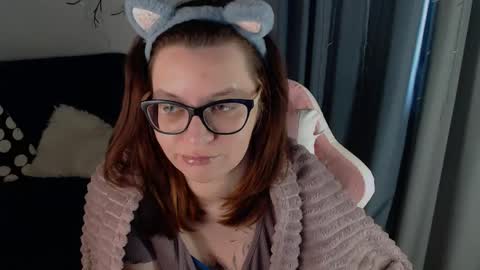 Snapshot of millapoolys chatting on May 3, 2026, 10:54 am Milla online show from May 3, 2026, 10:54 am