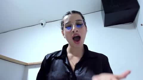 Aleja online show from March 4, 2026, 9:21 pm