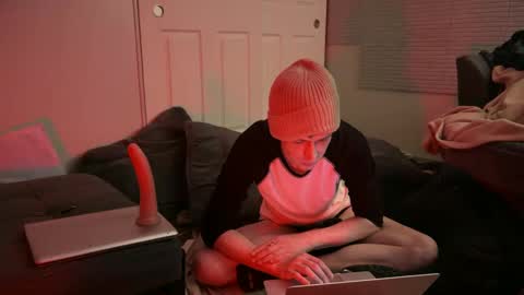 SlimnHungOH online show from February 3, 2025, 5:40 am