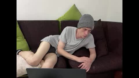 SlimnHungOH online show from October 18, 2025, 1:30 am