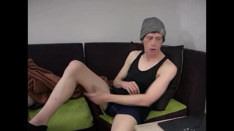 SlimnHungOH online show from November 21, 2025, 11:03 pm