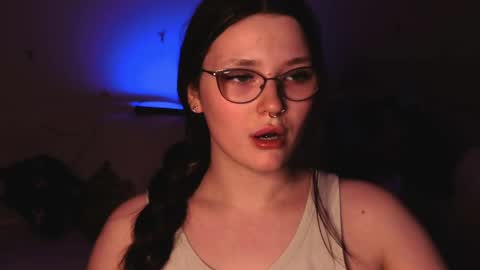 Millie online show from June 3, 2026, 2:33 pm