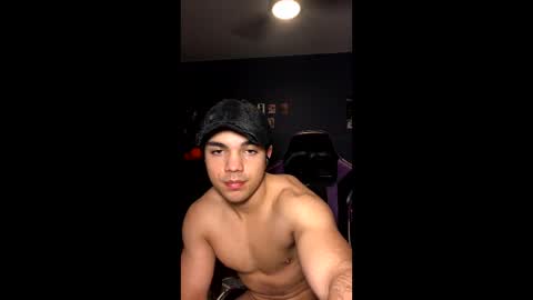 millssiikk online show from December 21, 2025, 5:25 am