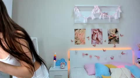 Milly online show from June 9, 2026, 3:07 am