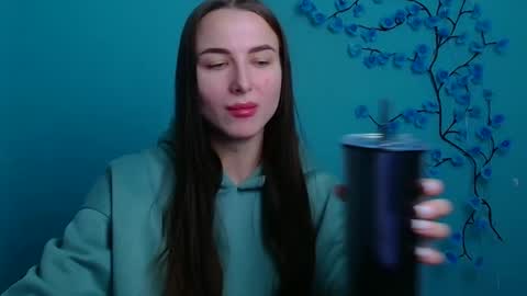 Milly online show from January 19, 2026, 6:39 am