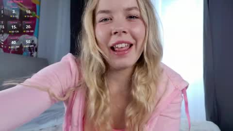 Snapshot of milly_shy chatting on June 8, 2026, 7:20 am Milly online show from June 8, 2026, 7:20 am