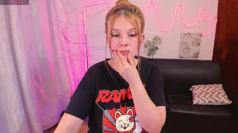 Snapshot of millysandlerr chatting on May 1, 2026, 6:07 am millysandlerr online show from May 1, 2026, 6:07 am