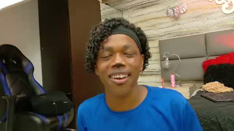 Snapshot of milo_afterdark chatting on July 17, 2026, 3:13 am MILO online show from July 17, 2026, 3:13 am