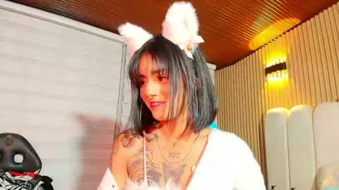 milu_carbajal_x online show from July 22, 2026, 3:31 am