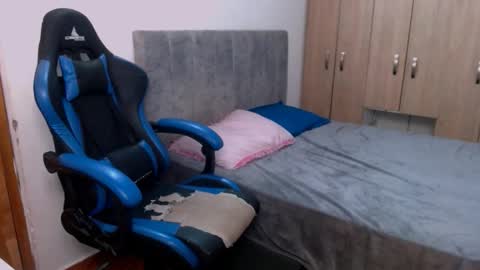 Snapshot of miluu_444 chatting on May 28, 2026, 12:30 am miluu_444 online show from May 28, 2026, 12:30 am
