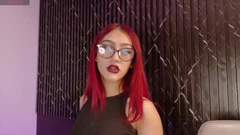 miluv19 online show from October 5, 2025, 8:51 pm