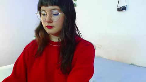 Snapshot of mily_baker chatting on February 19, 2025, 10:31 pm mily_baker online show from February 19, 2025, 10:31 pm