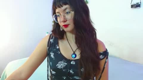 Snapshot of mily_baker chatting on February 22, 2025, 7:58 pm mily_baker online show from February 22, 2025, 7:58 pm