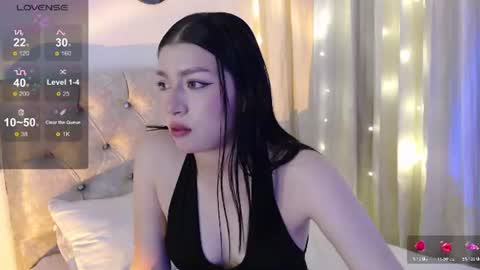 Snapshot of mily_thomson_b chatting on June 22, 2026, 12:45 am Mily online show from June 22, 2026, 12:45 am