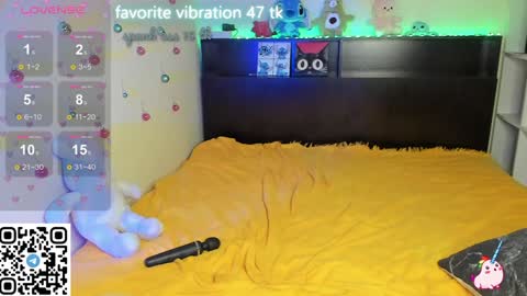 Snapshot of milyamess chatting on December 16, 2024, 7:00 pm Emily online show from December 16, 2024, 7:00 pm