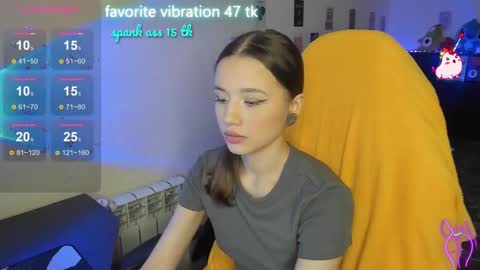 Snapshot of milyamess chatting on February 9, 2025, 9:28 pm Emily online show from February 9, 2025, 9:28 pm