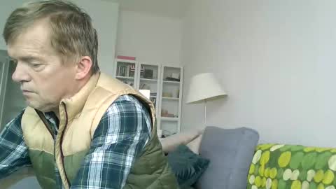 Snapshot of milymen20 chatting on December 1, 2025, 9:36 am Milymen20 Skandinavian Polish man master fereskik straight mature online show from December 1, 2025, 9:36 am