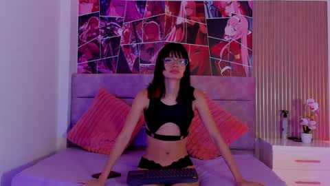 Snapshot of mimi_blossom chatting on March 30, 2026, 12:50 pm Mila online show from March 30, 2026, 12:50 pm
