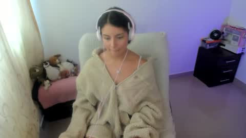 Mimii  online show from July 19, 2026, 7:06 pm
