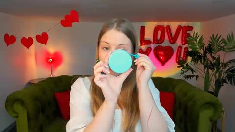 Kelly online show from March 11, 2025, 6:10 am